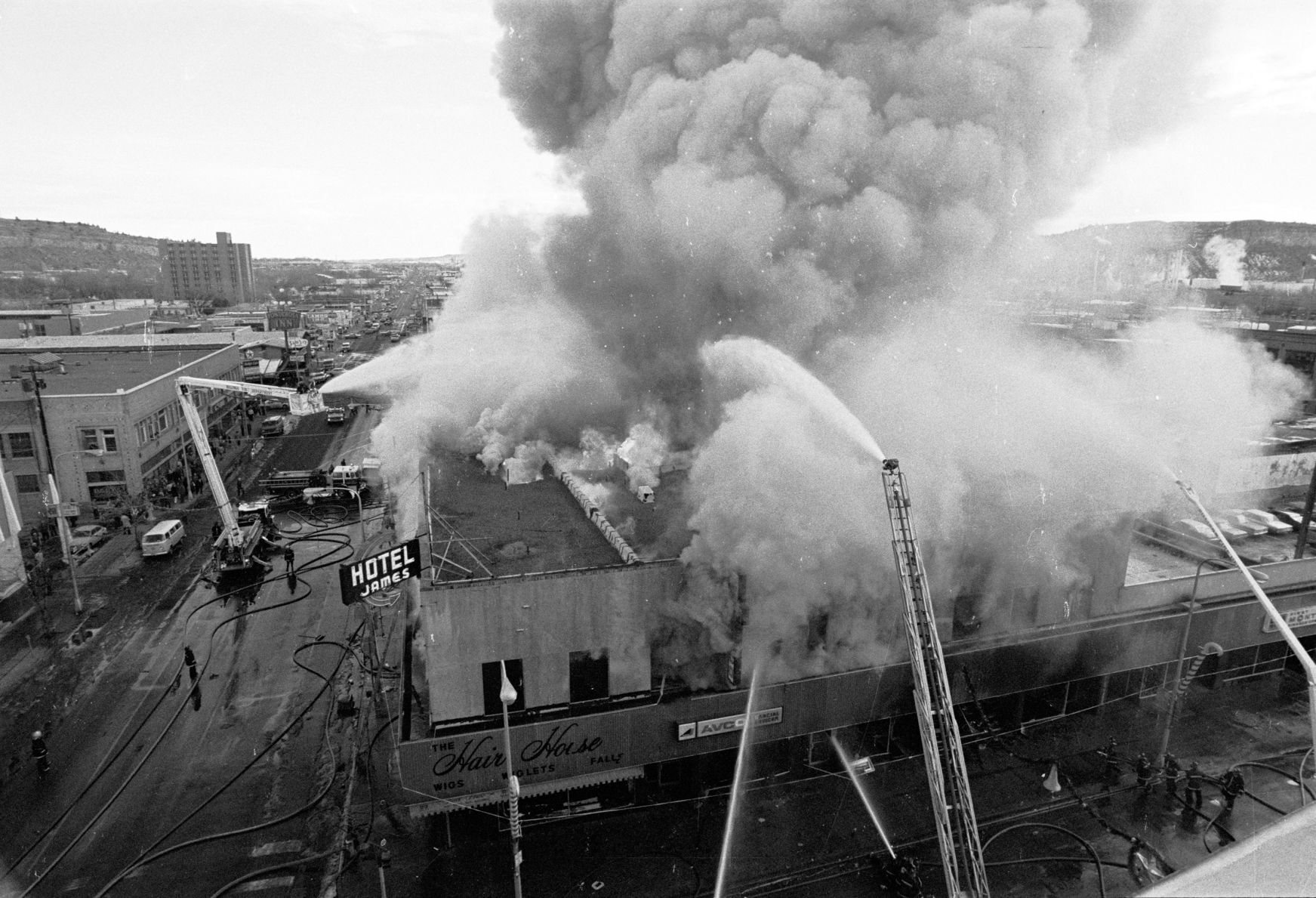 James Hotel fire, December 1975
